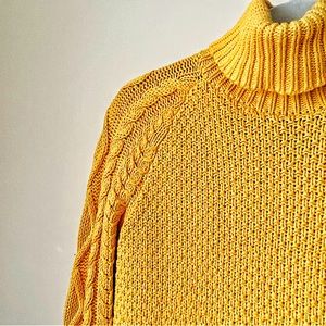 Ralph Lauren 🟡 Cable Knit Turtleneck Sweater